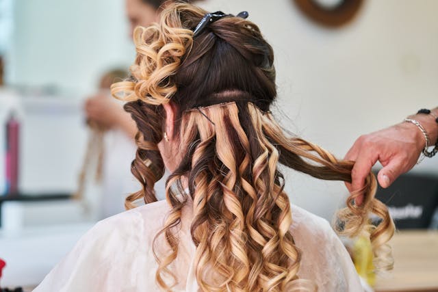 How to Pick the Perfect Hair Extension Length Online